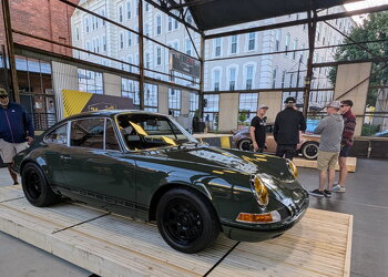 PXL 20251004 123202555