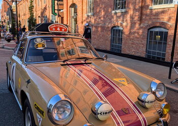 PXL 20251004 123430997