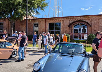 PXL 20251004 161252937