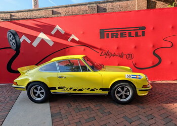 PXL 20251004 124951473